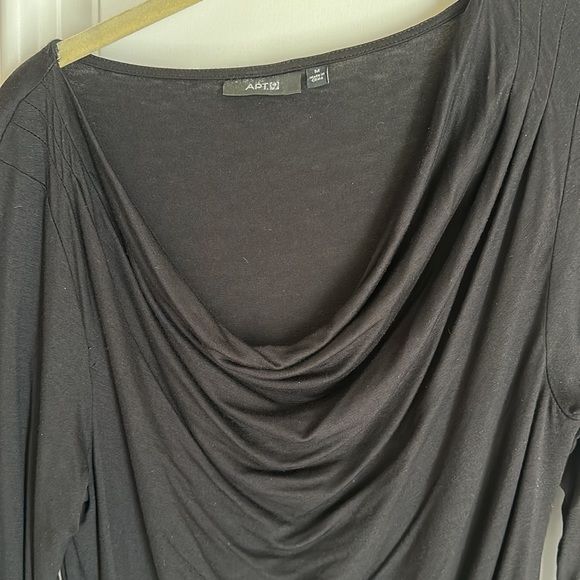 Apt 9 dropped neckline rayon blouse Size Medium - Picture 2 of 8